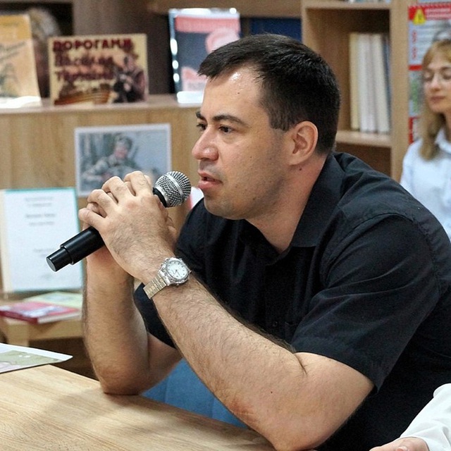 Андрей Долженко