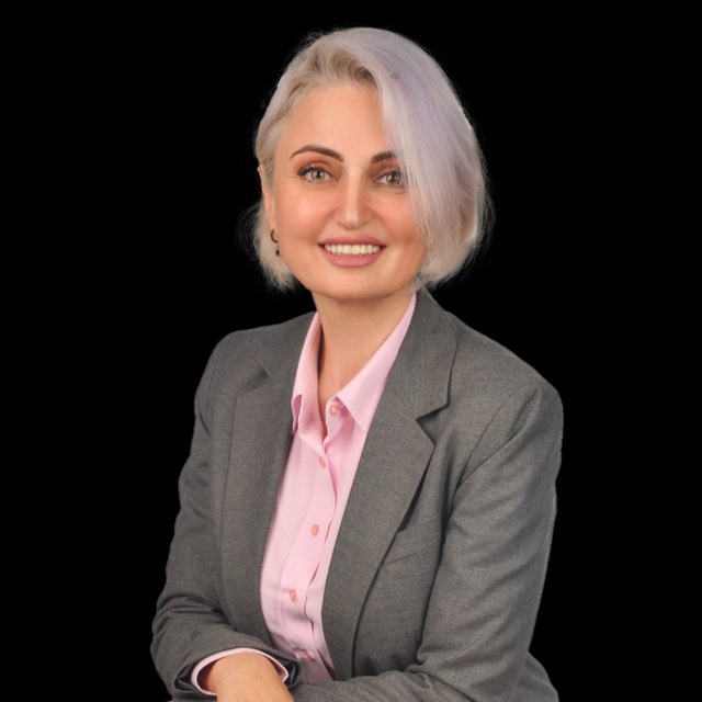 Риэлтор Сабина Из (Недвижимость, Анталия)