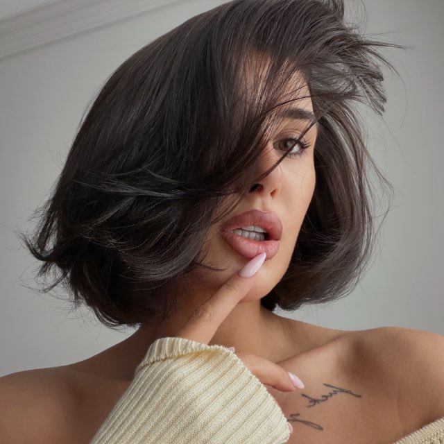 Юлия Халикова??