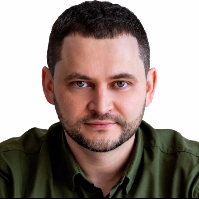 Психотерапевт Денис Хоряев