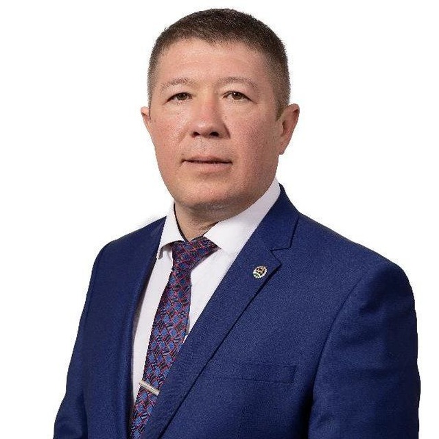 Рустем Хамитов