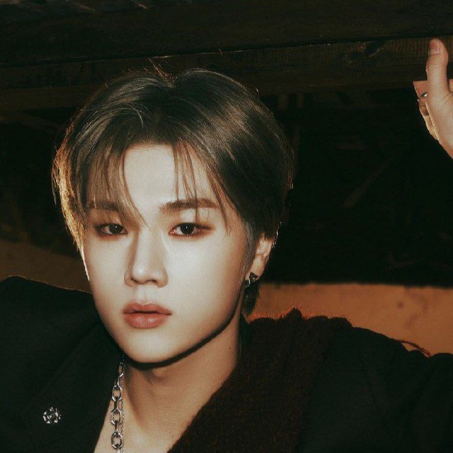 ᴋɪᴍ ᴊᴜɴɢ sᴜ • 김정수 ᵍᵃᶫᶫᵉʳʸ