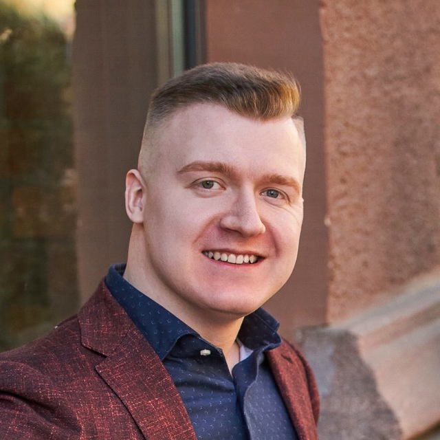 Егор Гончар