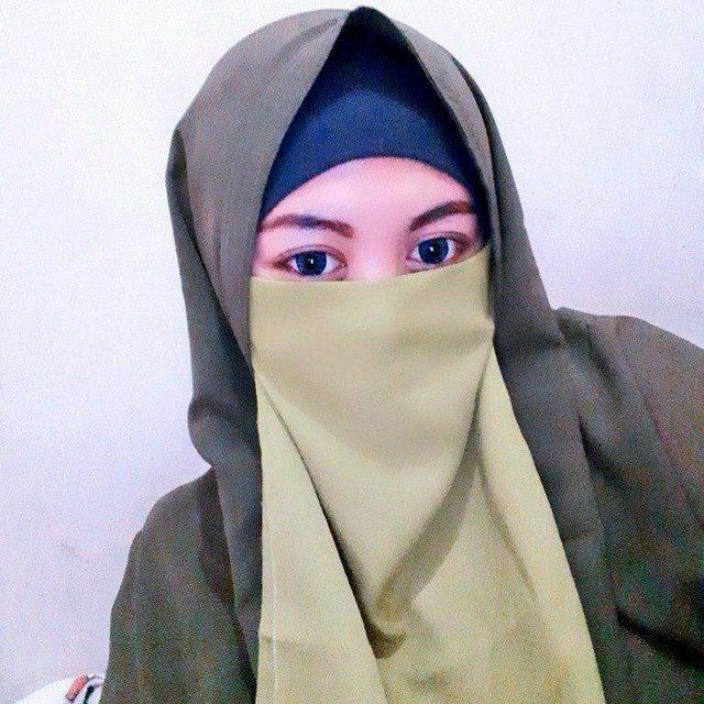 Indonesia viral jilbab. В хиджабе 18 телеграмм. Хиджаб 18 телеграмм телеграм. Индонезия хиджаб.