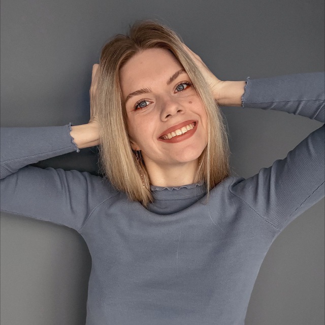 Ксюша пишет