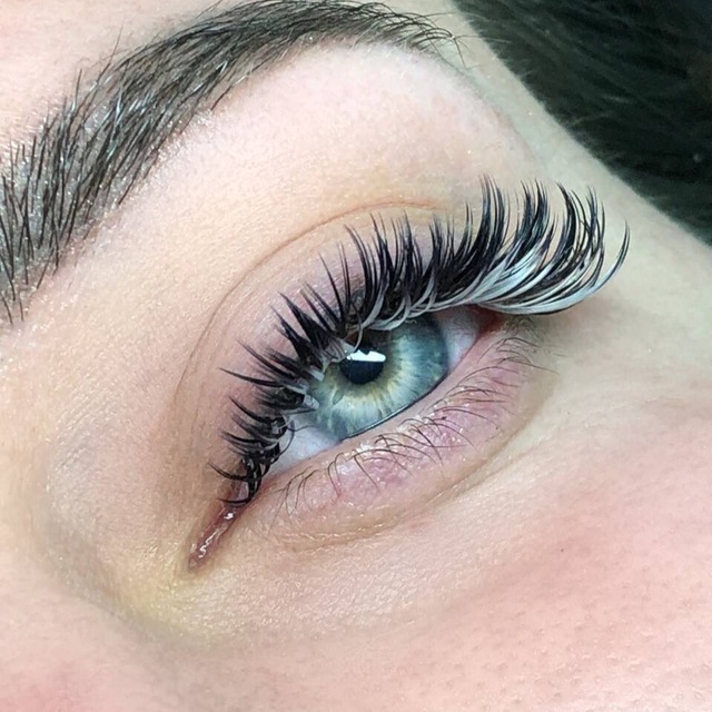 Eleon lash