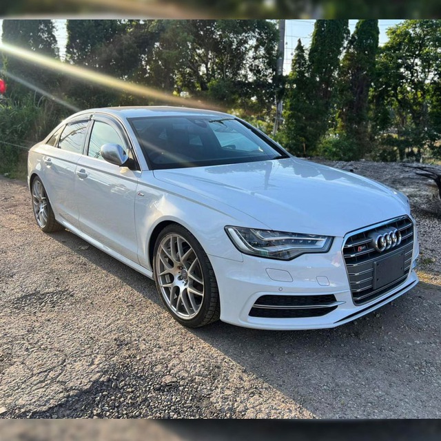 Audi A6 C7 Club