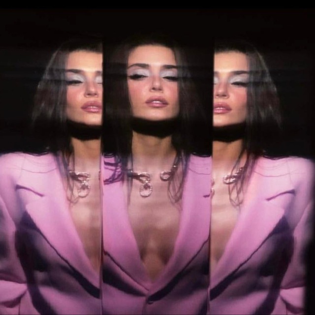 Турецкие сериалы?Hande Erçel / Ханде Эрчел