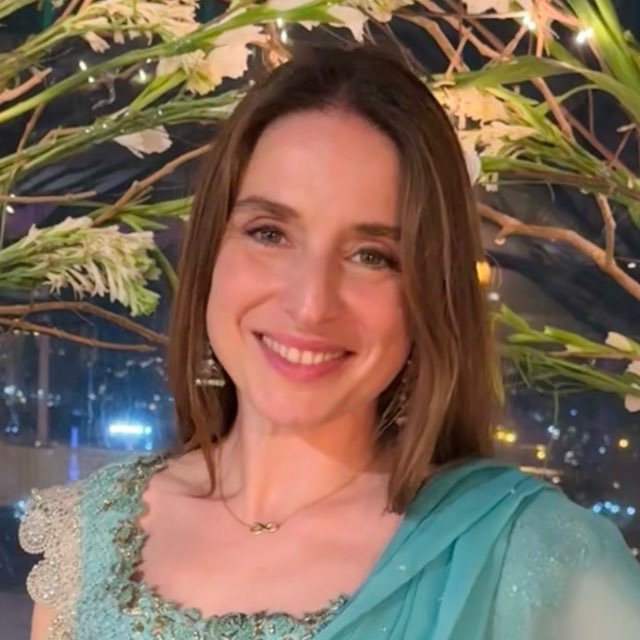 Беги, Айна, беги!