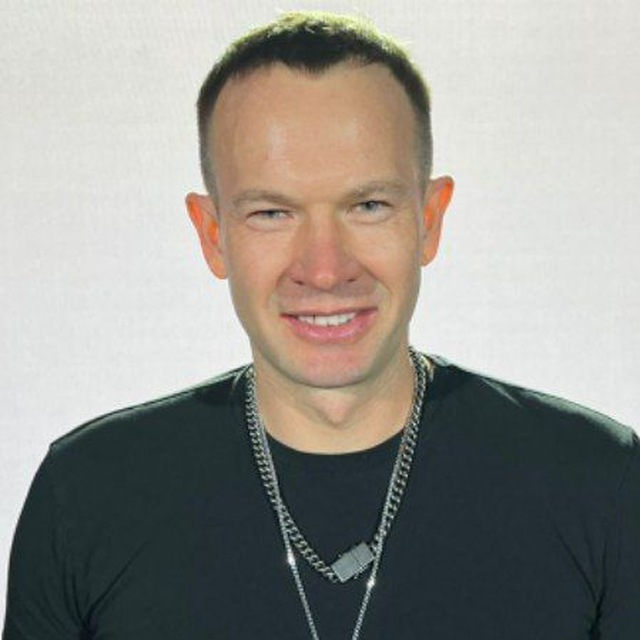 Оружейный барон охот актив. Шелестов андрей сергеевич. Иван черданцев за штурвалом. Оружейный барон блоггер андрей шелестов. Оружейный барон шелестов.