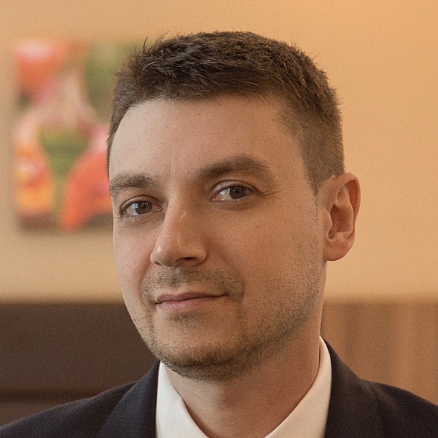 Эльдар Кахраманов